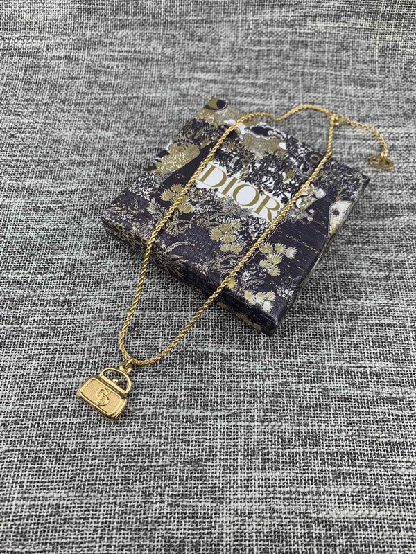 Dior Necklace 05lyr539